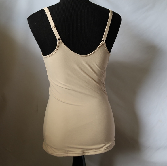 Maidenform Body Shaping Camisole - Picture 4 of 5